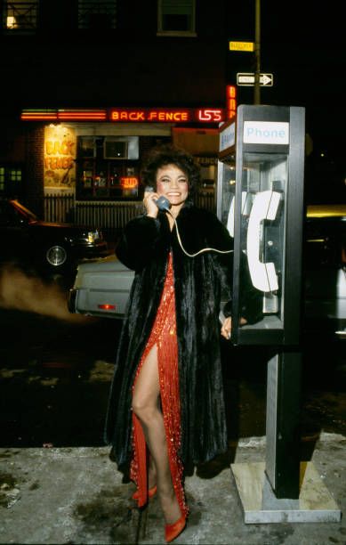 Eartha Kitt Pictures and Photos - Getty Images Manhattan Street, Fashion Over The Decades, Eartha Kitt, Street Corner, Vintage Black Glamour, Classic Actresses, Gone Girl, Manhattan New York, Phone Call