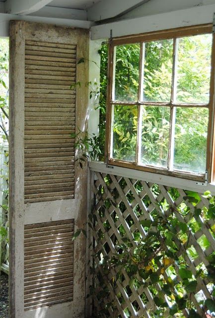 love this old window and shutter on the porch Repurpose Lattice Ideas, Shutters In The Garden, Old Window Projects Farmhouse, Exterior Curb Appeal, Exterior Window Shutters, Repurposed Shutters, Window Shutters Exterior, Exterior Window, Old Shutters