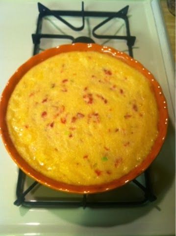 Tomato Grits, Grits Cheese, Cooking Grits, Cheesy Grits Recipe, Brunch Essentials, Grits Casserole, How To Cook Grits, Frugal Food, Savory Sides