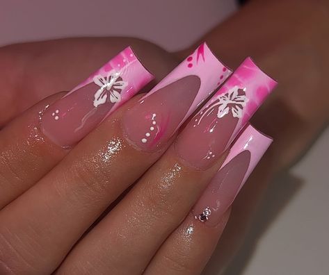 Medium Acrylic Nails Pink, Medium Acrylic Nails, Acrylic Nails Pink, Sweet 17, Color For Nails, Tapered Square Nails, Cute Nails For Fall, Glow Nails, Short Square Acrylic Nails