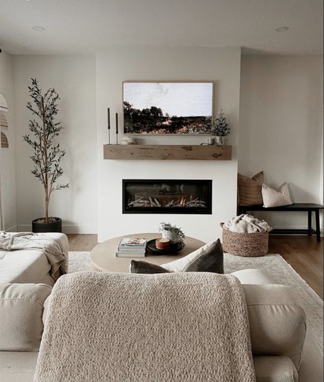 Corner Fireplace Living Room, Home Office Inspiration, Small Apartment Living Room, Small Apartment Living, Home Fireplace, Decor Home Living Room, Living Room With Fireplace, Living Room Decor Apartment, Living Room Inspo