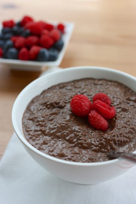 Carob Recipes, Chia Pudding Recipe, Chia Recipe, Carob Powder, Raw Recipes, Chia Pudding Recipes, Paleo Sweets, Raw Desserts, Raw Vegan Recipes