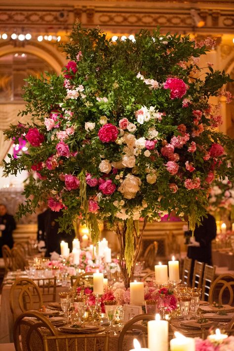 Black Wedding Decorations, Branch Centerpieces, Modern Indian Wedding, Tall Wedding Centerpieces, Pink Wedding Inspiration, Tree Centerpieces, Wedding Inside, The Plaza, Garden Inspired