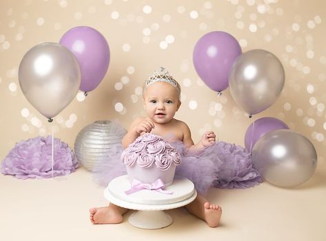 Lilac First Birthday Party, Purple Cake Smash, Cake Designs For Girl, Cake Smash Theme, Baby First Birthday Themes, Smash Cake Girl, Purple Cakes, Purple Themes, First Birthday Themes