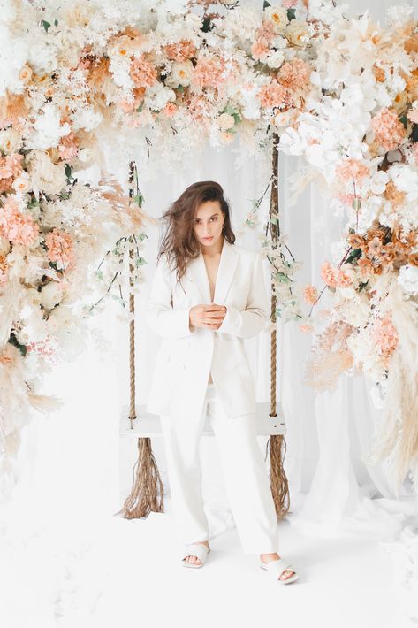 monochromatic flowers bohemian and neutral flowers Flower Arch Photoshoot, Flower Arch Ideas, Pampas Grass Backdrop, Monochromatic Flowers, Neutral Florals, Church Wedding Dress, Grass Backdrops, Easter Photoshoot, Lifestyle Photoshoot