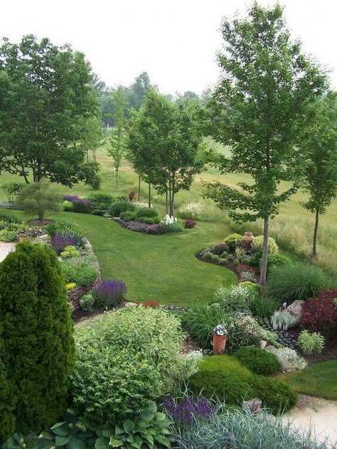 Large Backyard Landscaping, Sloped Garden, Backyard Garden Design, Front Yard Garden, Garden Landscape Design, Beautiful Backyards, Garden Cottage, Outdoor Landscaping, Planning Ideas