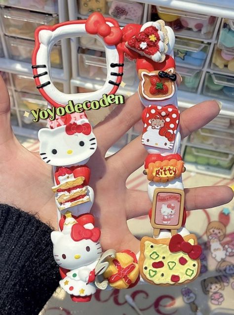 Cream glue,diy ,sanrio,hellokitty Phone Case Decoration Ideas, Cream Glue Phone Case, Junk Case, Decoden Case, Phone Things, Cream Glue, Kawaii Phone, Ios Ideas, Decoden Phone Case