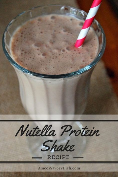 Nutella Protein Shake recipe Nutella Protein Shake, Nutella Shake, Unique Smoothies, Smoothie Protein, Blendtec Recipes, Protein Shake Recipe, Herbalife Shakes, Healthy Nutella, Awesome Desserts