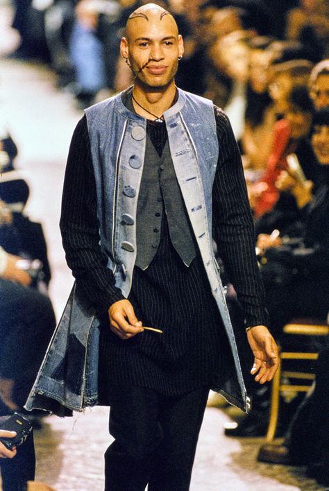 Jean Paul Gaultier - Spring 1994 RTW Bell Bottom Jeans 70s, Jean Paul Gaultier 90s, Bohemian Style Men, Paul Gaultier Spring, French Fashion Designers, Fashion Jeans, Bike Lovers, Upcycled Denim, Paul Gaultier