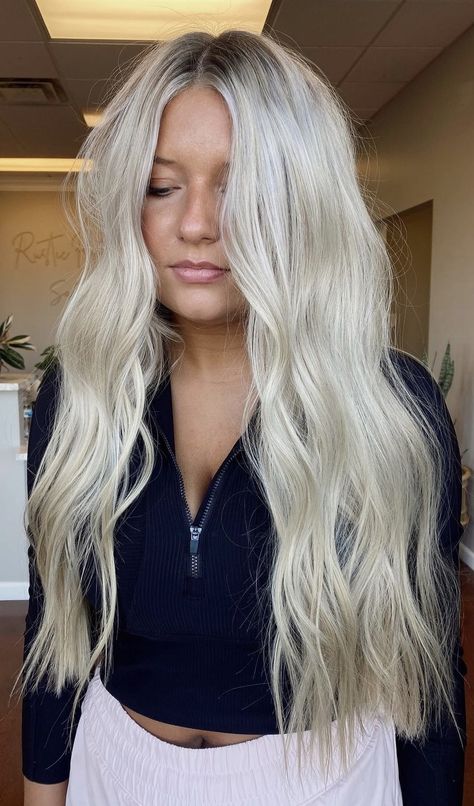 White Hair With Roots, Bright Blonde On Dark Hair, Blonde Hair With Contrast, Ash Blonde With Root Smudge, Lived In Bright Blonde Dark Roots, Blonde With Smudged Roots, Blonde With Root Tap, Bright Blonde Hair With Dimension, Platinum Blonde With Dark Roots