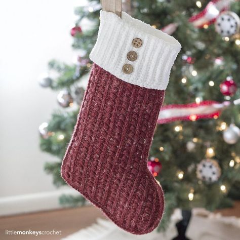 Stocking Pattern Free, Crochet Christmas Stocking Pattern, Unique Christmas Stockings, Matching Stockings, Crochet Stocking, Christmas Stockings Diy, Crochet Christmas Stocking, Crochet Xmas, Christmas Stocking Pattern