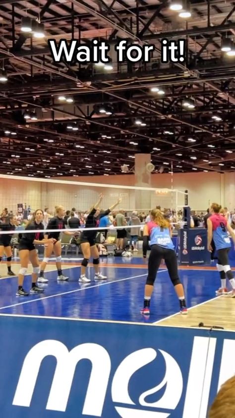 Types Of Volleyball Players, Volleyball Game, Funny Volleyball, Volleyball Tips For Libero, Volly Ball, Volleyball Videos, Volleyball Saves, Volleyball Plays, Volleyball Chants