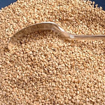 Sesame Seeds are oil-rich seeds with a mild, nutty flavour. European recipes generally want white sesame seeds, while Indian or Asian recipes may mean black sesame seeds which have more aroma. Lakshmi Photos, Detox Your Liver, European Recipes, Black Sesame Seeds, Sesame Seed, Black Sesame, European Food, Sesame Oil, Sesame Seeds