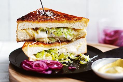 Your choice of cheese is crucial for this recipe. Go with manchego, Gouda or Gruyere and turn an average cheese toastie into something special. Toasted Cheese Sandwich, Toasted Cheese, Cheese Toastie, Crab Sandwich, Fish Finger, Picnic Hamper, Toast Sandwich, Appetizer Ideas, Finger Sandwiches