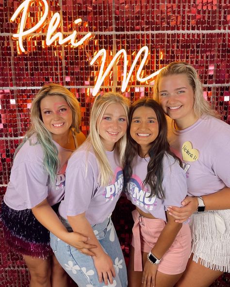 taylor swift lover bid day theme university of kentucky KENTUCKY PANHELLENIC Taylor Swift Lover, Bid Day Themes, Phi Mu, University Of Kentucky, Bid Day, Kentucky, Taylor Swift, Swift, University