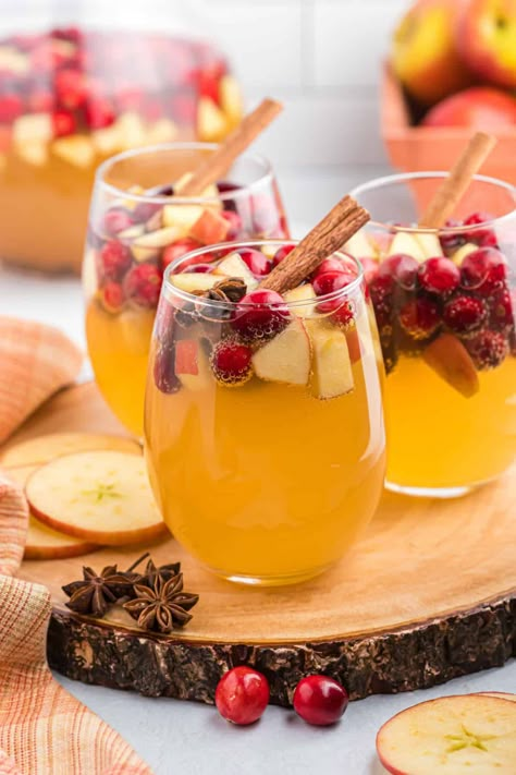 Autumn Bridal Shower Ideas, Fall Engagement Party, Apple Cider Sangria Recipe, Fall Bridal Shower Ideas, Fall Bridal Shower Decorations, Unique Bridal Shower Themes, Autumn Bridal Shower, Cider Sangria, Fall In Love Bridal Shower