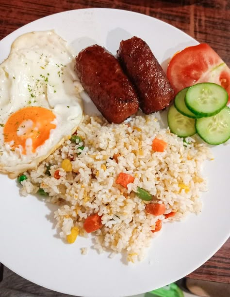 Breakfast Pinoy Filipino Recipes, Pinoy Breakfast Ideas Filipino Food, Pinoy Breakfast Ideas, Pinoy Breakfast, Silog Meals, Breakfast Presentation, Filipino Breakfast, Breakfast Lovers, Balanced Breakfast