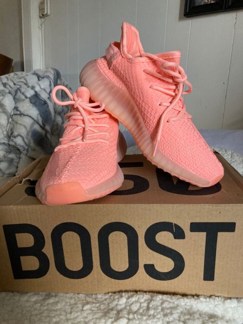 Pink Yeezy, 350 Boost, My Queen, Yeezy 350, Adidas Yeezy Boost 350, Yeezy Boost 350, Yeezy Boost, Nike Huarache, Adidas Tubular Defiant