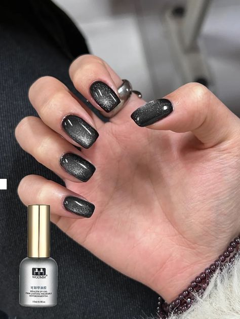 Black Nails With Crystals, Cat Eye Nails Black, Black Nail Gel, Black Cat Eye Nails, Outfit College, Crystal Cat, Eye Nails, Cat Eye Gel, Black Cat Eyes