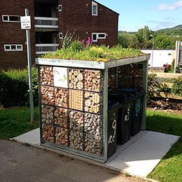 Bin Shelter, Bin Store Garden, Garden Shed Diy, Bin Shed, Garden Walls, Bin Storage, Bin Store, Outdoor Sheds, Have Inspiration