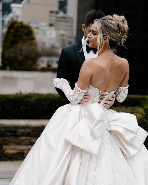 Pnina Tornai Love Collection, Classic Wedding Ballgown, Wedding Bow Dress, Wedding Dress Bows, Pnina Tornai Ball Gown, Wedding Dress Corset Top, Wedding Dress With Gloves, Pnina Tornai Wedding Dress, Wedding Moodboard