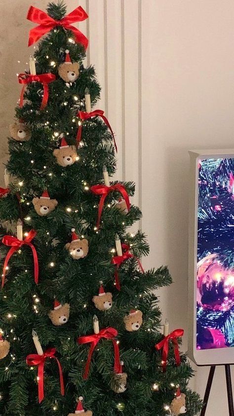 Crismas Tree, Christmas Tree Decorated, Christmas Dreaming, Fun Christmas Activities, Cute Christmas Wallpaper, Christmas Inspo, Christmas Feeling, Merry Little Christmas, Christmas Mood