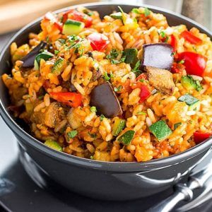 Italian Style Rice - Erren's Kitchen Vegetable Rice Recipe, Italian Rice, Easy Rice Recipes, Vegetable Rice, Homemade Tomato Sauce, Stewed Tomatoes, Kitchen Recipe, Easy Delicious Recipes, Italian Dishes