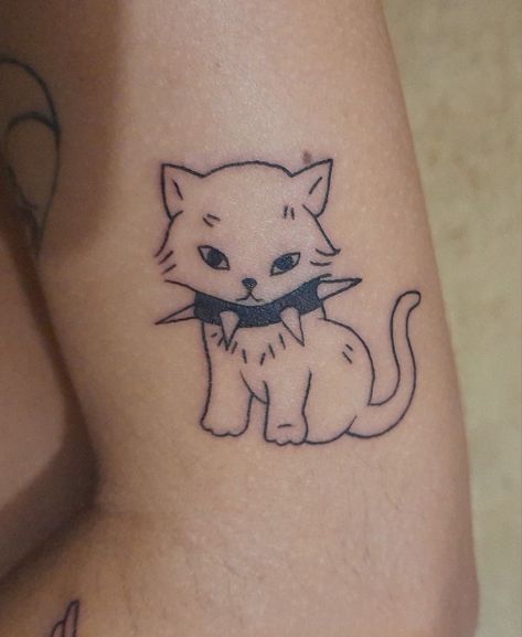 Emo Girl Tattoos, Punk Cat Tattoo, Small Goth Tattoos, Small Goth Tattoo Ideas, Cute Horror Tattoo, Remember Tattoo, Collar Tattoo, Goth Tattoos, Emo Tattoos