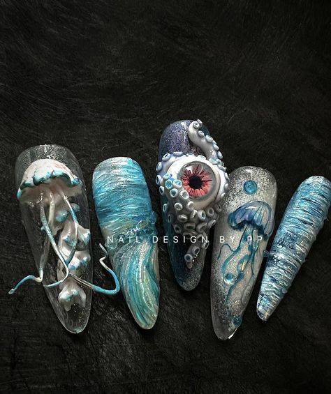 Tentacle Nail Art, Mold Inspired Nails, Siren Nails Dark, Kraken Nails, Tentacle Nails, Squid Nails, Cursed Nails, Siren Nails, Piercing Nails