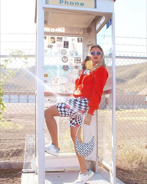 Payphone Photoshoot Ideas, Phone Booth Photoshoot, Booth Photoshoot, Coperni Bag, Sassy Instagram Captions, Happy Tuesday Friends, Casual Fall Outfit, Phone Booth, Target Style