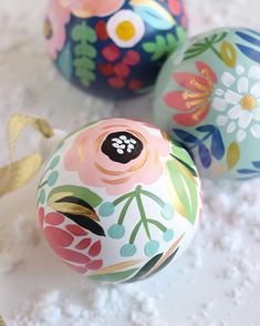 Painting Xmas Baubles, Paint Your Own Baubles, Handpainted Christmas Bauble, Painted Ceramic Baubles, Hand Painted Ceramic Baubles, Easter Egg Painting, Egg Painting, Painted Ornaments, Egg Art