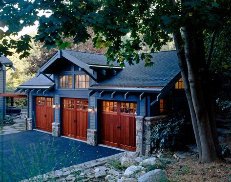 Craftsman Detached Garage, Craftsman Garage Plans, Garage Ideas Exterior, Pole Barn Garage With Living Quarters, Mackin Architects, Carriage House Exterior, Craftsman Carriage House, Craftsman Style Garage, Modern Carriage House