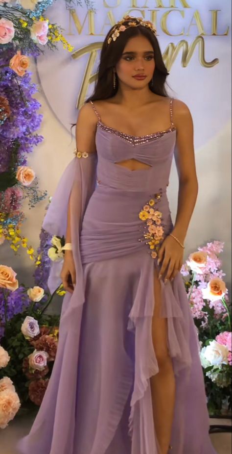 Greece Themed Prom Dress, Classy Purple Dress, Purple Ethereal Dress, Orchid Prom Dress, Filipino Prom Dress, Greek Goddess Inspired Outfit, Greek Prom Dress, Dreamy Dress Aesthetic, Greek Goddess Prom Dress