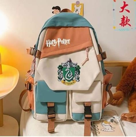 Harry Potter Clothes, Harry Potter Bag, Harry Potter Backpack, Harry Potter Theme Birthday, Stile Harry Potter, Harry Potter Accessories, Harry Potter Merch, Harry Potter Room Decor, Harry Potter Classroom