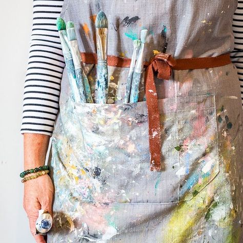 Painter Photography, Painting Apron, Artist Apron, Artsy Aesthetic, Studio Visit, Artist Aesthetic, Aspiring Artist, Bib Apron, Types Of Painting