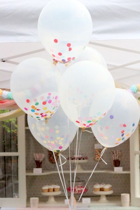 8 Easy and Awesome DIY Party Decorations Anniversaire Diy, Sprinkle Shower, Sprinkle Party, Clear Balloons, Sprinkle Baby Shower, Diy Balloon Decorations, Rainbow Birthday Party, Rainbow Baby Shower