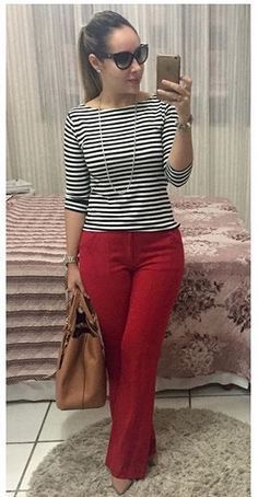 Outfit Pantalon Rojo, Red Pants Outfit, Stylish Spring Outfit, Fashion Work Outfit, Beige Purse, Pixie Bob Haircut, Spring Outfit Ideas, Classy Work Outfits, Fashion Tights