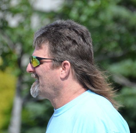 Ugly Mullet, Mullet And Mustache, Reverse Mullet, 80s Mullet, Hockey Hair, Ugly Hair, Alexis Ohanian, Mullet Haircut, Patrick Swayze