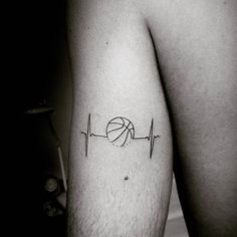 Basketball Tattoo Ideas, Tattoo Ideas Tumblr, Basketball Tattoos, Sport Tattoos, Tatuagem Masculina Pequena, Christian Sleeve Tattoo, Omerta Tattoo, Tattoo Inspiration Men, Back Of Shoulder Tattoo