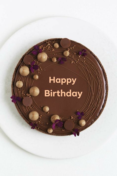 Chocolate Birthday Cake Decoration, Birthday Cake Alternatives, Torte Creative, Cake Decorating Books, Birthday Cake For Husband, Chocolate Cake Designs, Chocolate Truffle Cake, Cake For Husband, Cake Decorating For Beginners