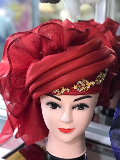 Zara Cap, Headgear Fashion, African Head Scarf, Maquillage Yeux Cut Crease, Small Hats, Fashion Turban, Classy Hats, Barbie Hat, Turban Hijab