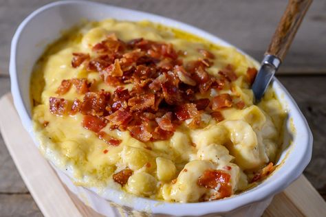 Bacon Gouda Mac And Cheese, Mac And Cheese Gouda, Mac N Cheese Bacon, Gouda Mac And Cheese, Gourmet Mac And Cheese, Shaped Pasta, Batch Recipes, Smoked Gouda Cheese, Pasta Meals