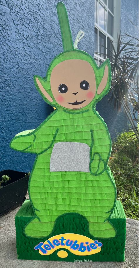 Teletubbies Birthday Party, Teletubbies Birthday, Pinatas Ideas, Piñata Ideas, Hello Kitty Birthday Party, Hello Kitty Birthday, Power Ranger, 3rd Birthday Parties, Baby First Birthday