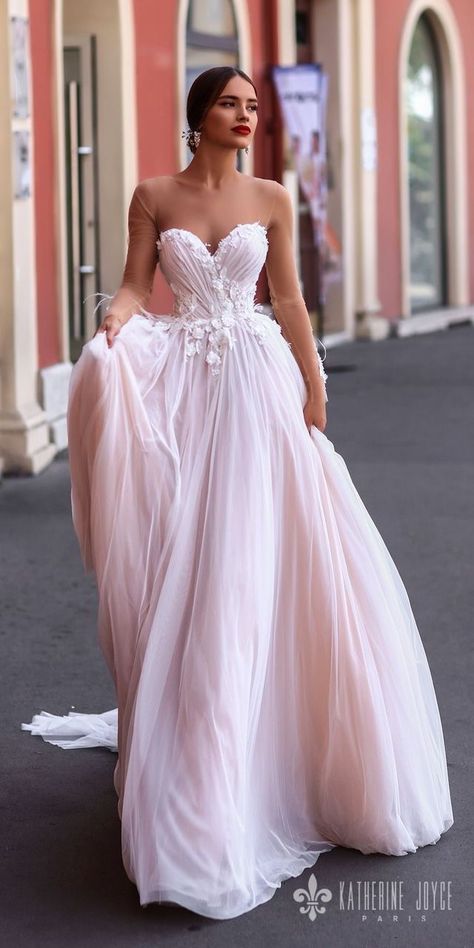 Pinterest:тσяι∂αιѕуяσѕє 🌹 Short Sleeve Wedding Dress, Sheer Wedding Dress, Royal Wedding Dress, Wedding Dresses 2018, Wedding Dresses Strapless, Best Wedding Dresses, Wedding Dresses Romantic, Beautiful Wedding Dresses, A-line Wedding Dress