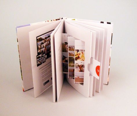 Popup Book Design, Interactive Book Design, Pop Up Book Design, Creative Book Design, Pop Up Books, Popup Book, 3d Book, Book Design Inspiration, Zine Design