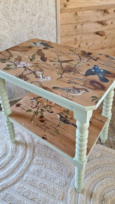 Re•design with Prima®️ | Love this transfer "postal birds" 🤗🐦 | Facebook Furniture Transfer Ideas, Furniture Makeover Inspiration, Decor Transfers, Re Design, Furniture Upcycle, Revamp Furniture, Refinishing Furniture Diy, Furniture Flipping, Furniture Appliques