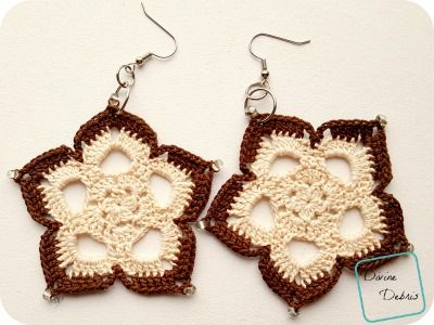 Mini Mandala Earrings crochet pattern by DivineDebris.com Mini Mandala, Crochet Jewlery, Mandala Earrings, Crochet Jewelry Patterns, Crochet Earrings Pattern, Crochet Mandala, Crochet Keychain, Crochet Hook Sizes, A Hook