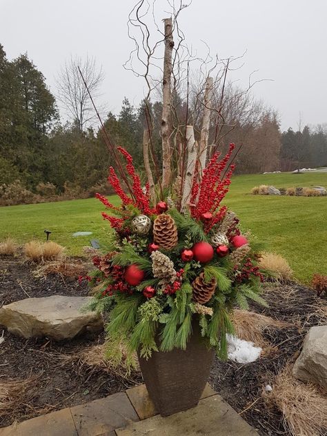 Winter Porch Pots, Winter Planter Ideas, Outdoor Planter Ideas, Porch Pots, Winter Planters, Christmas Urns, Outdoor Christmas Planters, Winter Floral Arrangements, Holiday Planter