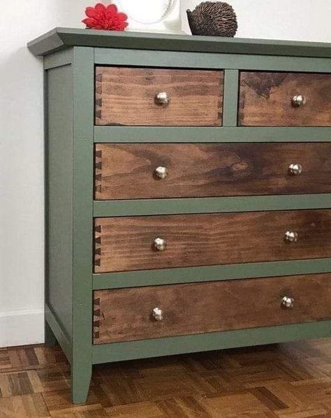 Remodel Farmhouse, Wood Chest Of Drawers, Green Dresser, Furniture Rehab, Diy Furniture Renovation, Wood Chest, Furniture Renovation, Wood Drawers, Refurbished Furniture