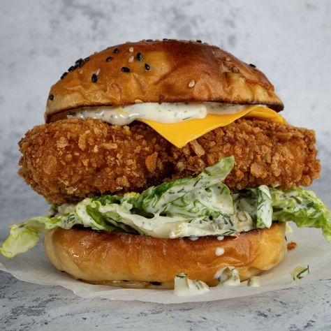 Crispy Fried Cod Sandwich Fried Fish Sandwich Recipes, Fried Cod Sandwich, Deep Fried Cod, Cod Sandwich, Fish Sandwich Recipes, Breaded Cod, Potato Bun, Cod Fish Recipes, Fried Cod